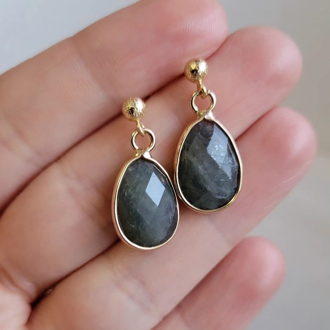 Teardrop Labradorite Earrings – Handmade Crystal Jewelry – Boho Minimalist Earrings